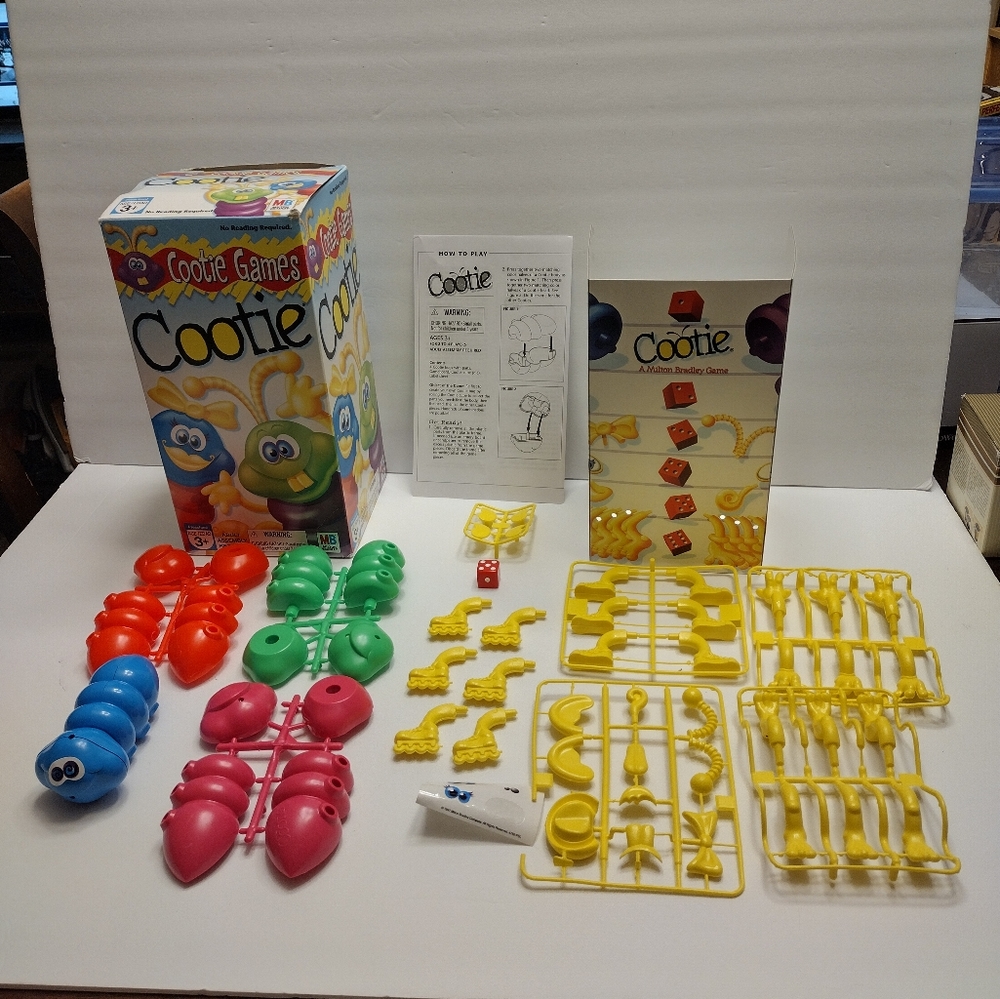 Cootie Game - Complete game from 1999 - Great for family time!  Creative and fun